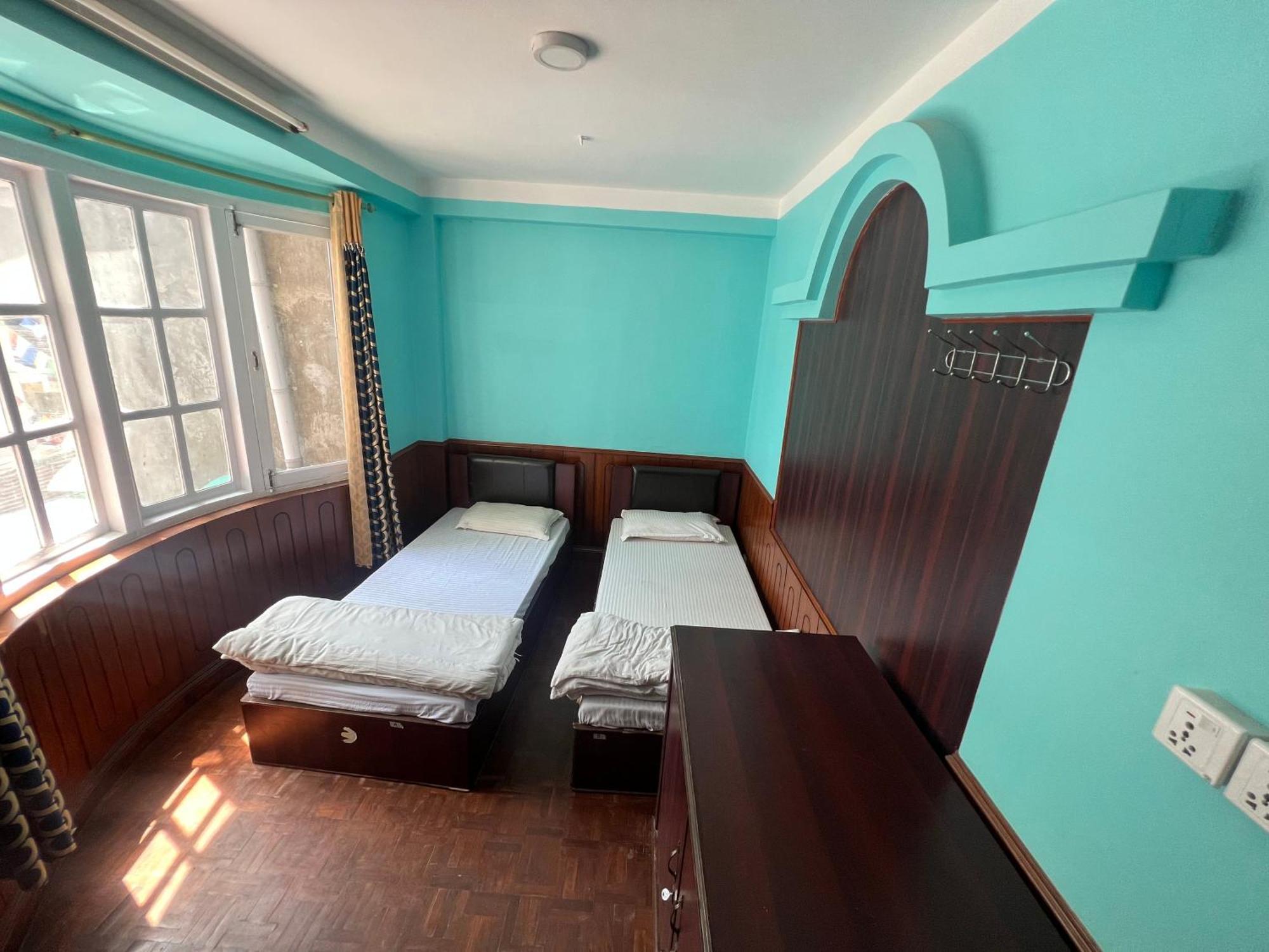 Hello Ktm Hostel カトマンズ エクステリア 写真
