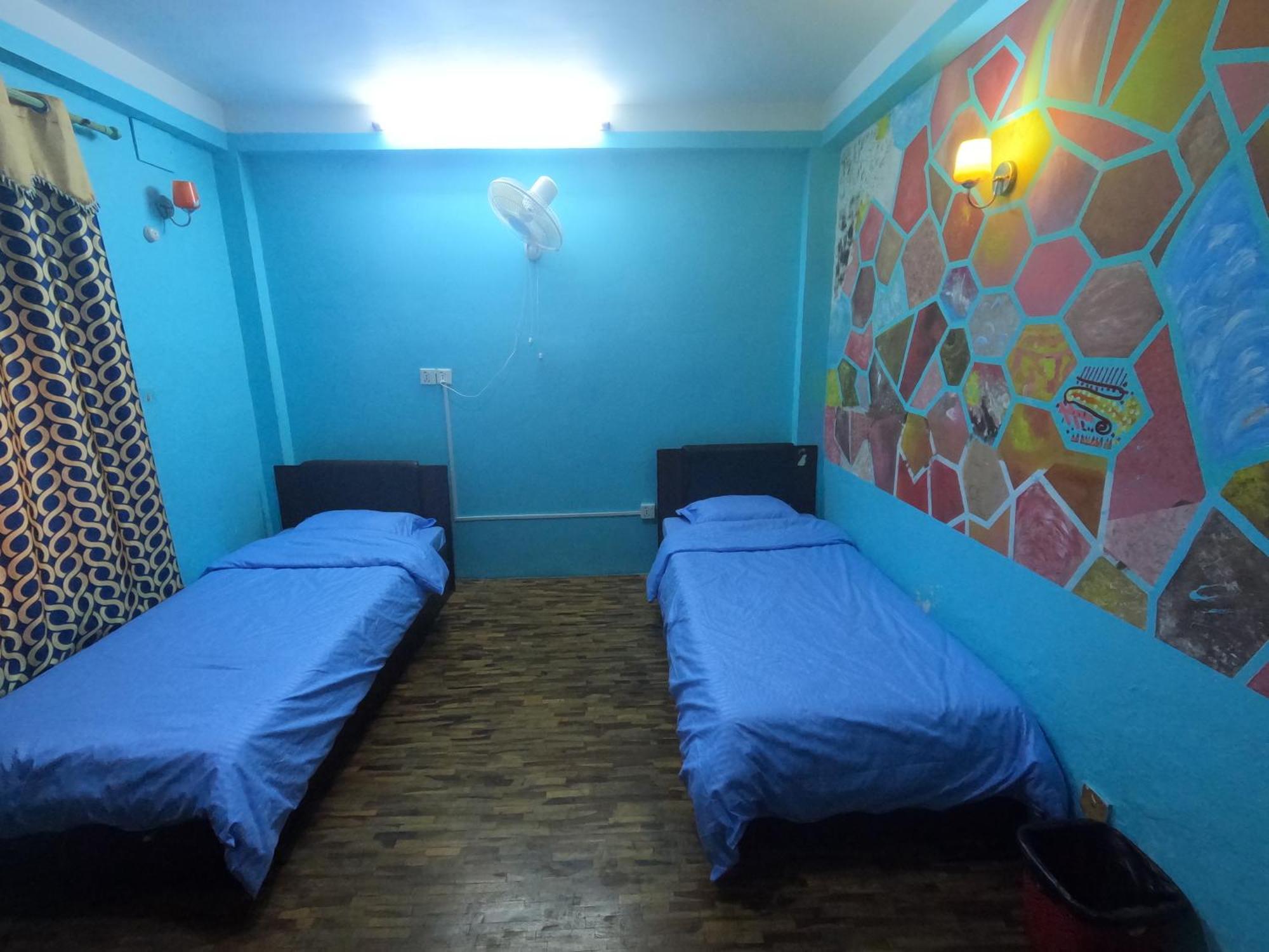 Hello Ktm Hostel カトマンズ エクステリア 写真