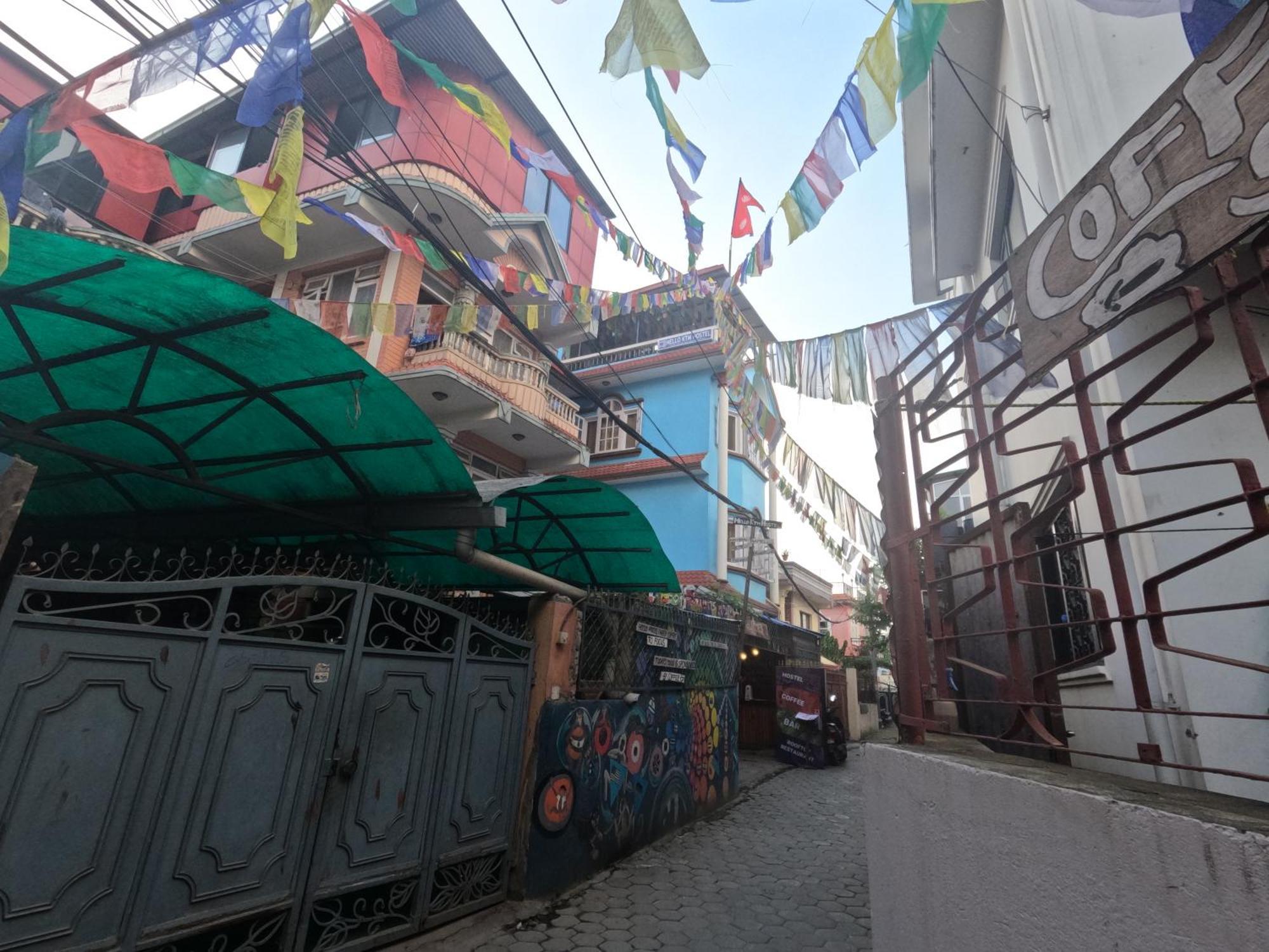 Hello Ktm Hostel カトマンズ エクステリア 写真