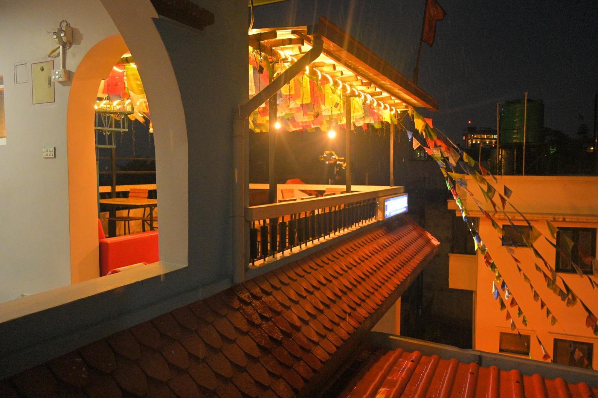 Hello Ktm Hostel カトマンズ エクステリア 写真