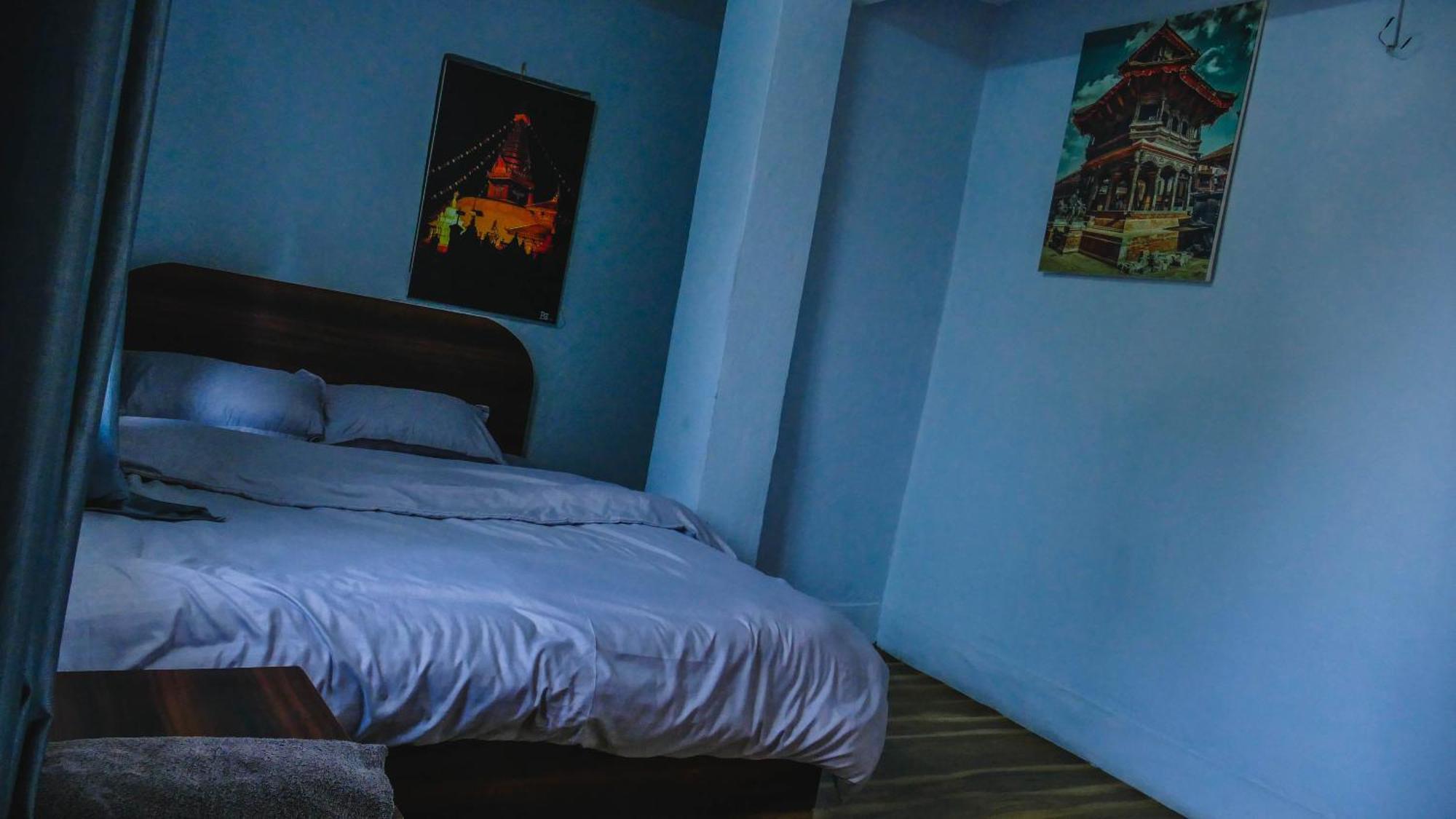 Hello Ktm Hostel カトマンズ エクステリア 写真